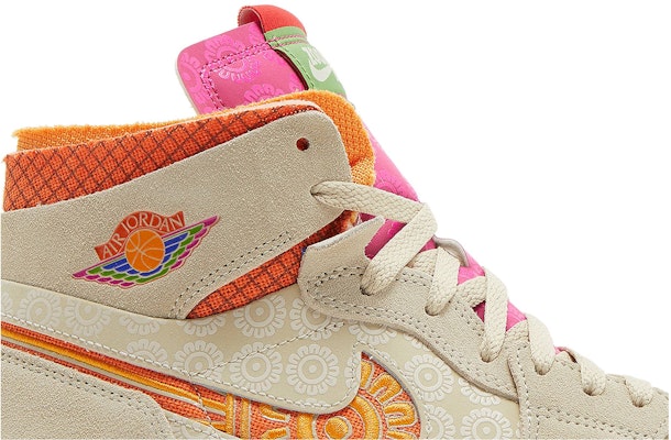 Air Jordan 1 Zoom CMFT 'Somos Familia' Pria Wanita Sneaker FB2931-288 Order Air Jordan 1 Zoom CMFT 'Somos Familia' Pria Wanita Sneaker FB2931-288