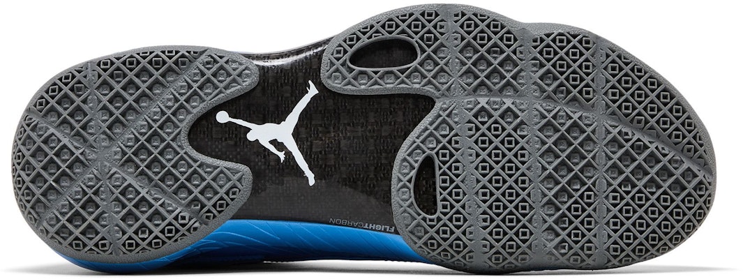Air Jordan 2012 Deluxe 'UNC' 484654-400 Shop Air Jordan 2012 Deluxe 'UNC' 484654-400