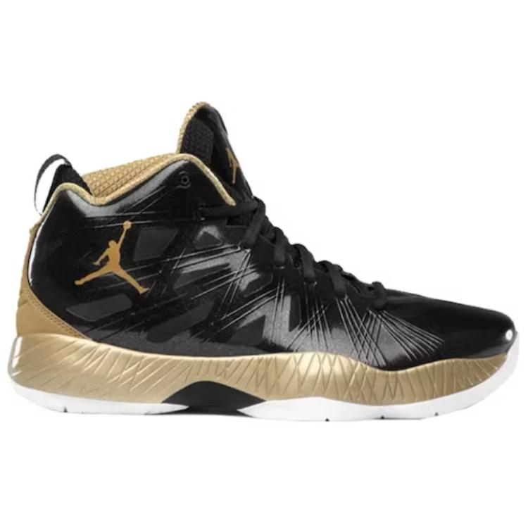 Sizing Air Jordan 2012 Lite ''Zwart Metallic Goud'' 524922-054