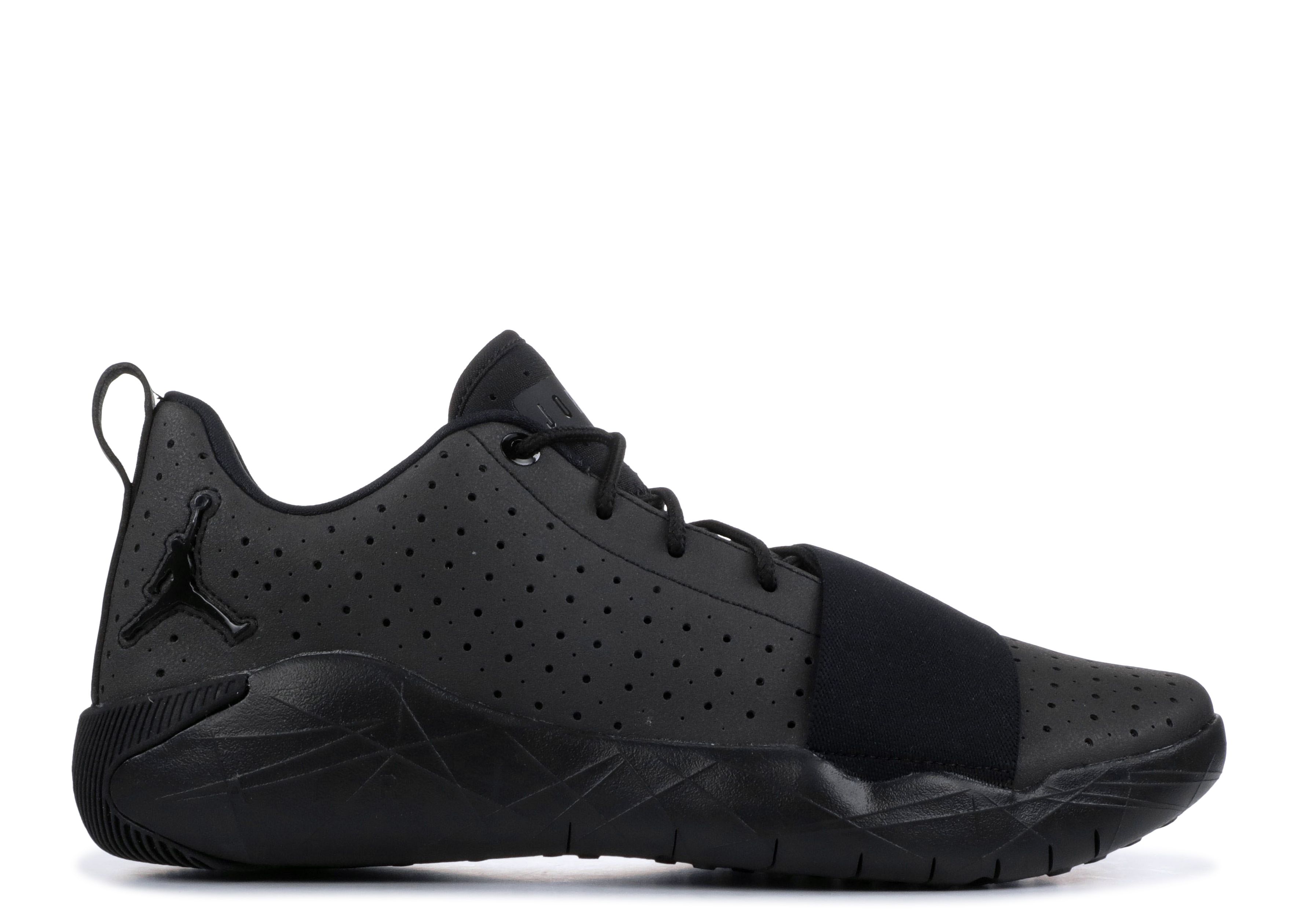 Air Jordan 23 Breakout 'Black Anthracite' 881449-010