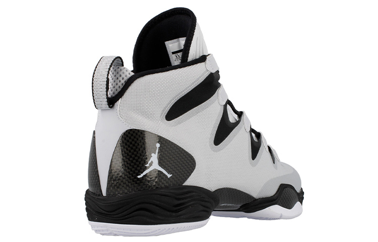 Lookbook Air Jordan 28 SE 'Pure Platinum' dalam Bahasa Melayu. 616345-011
