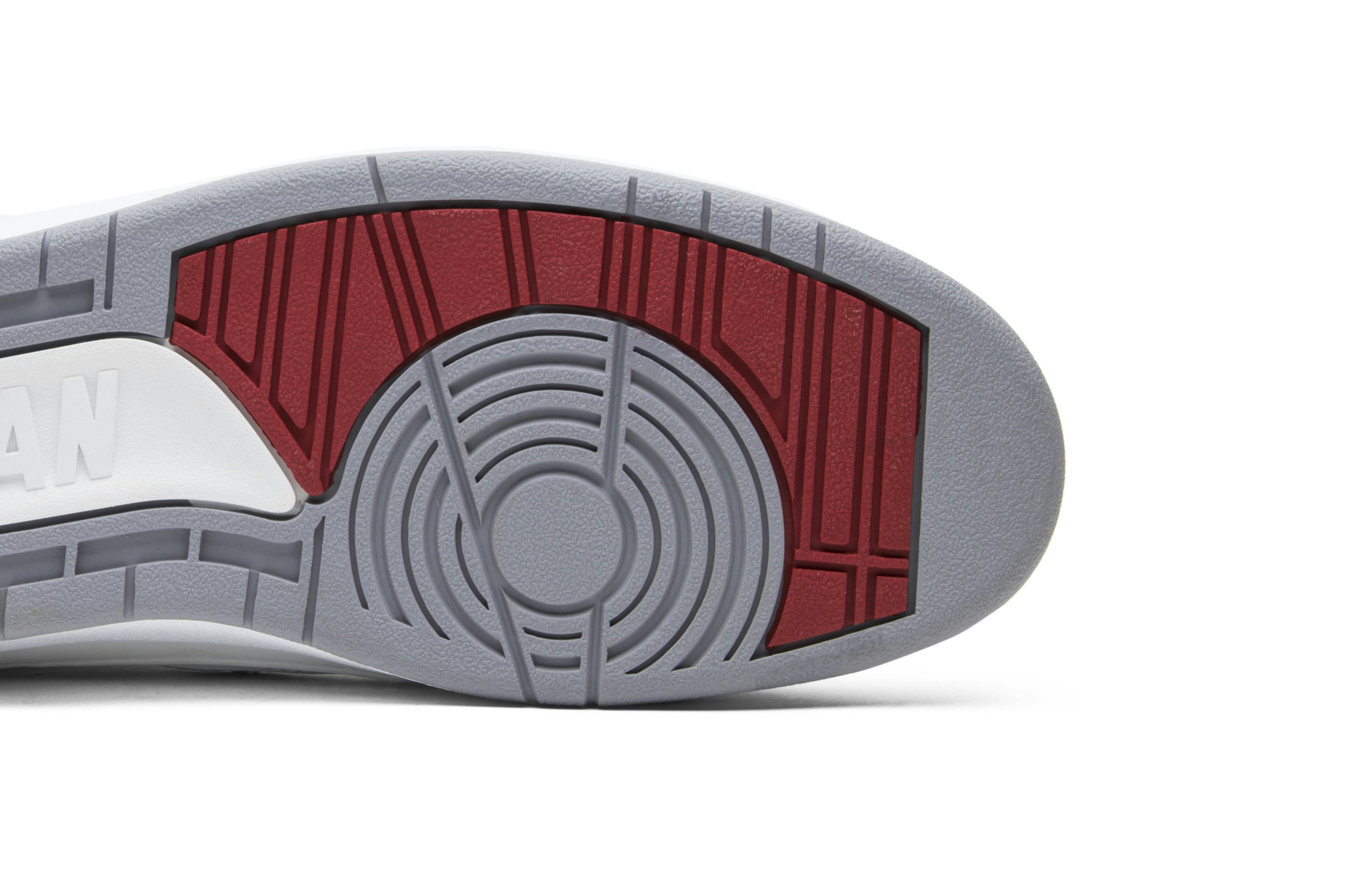 Air Jordan 2 Retro ‘Chicago Home’ 385475-102