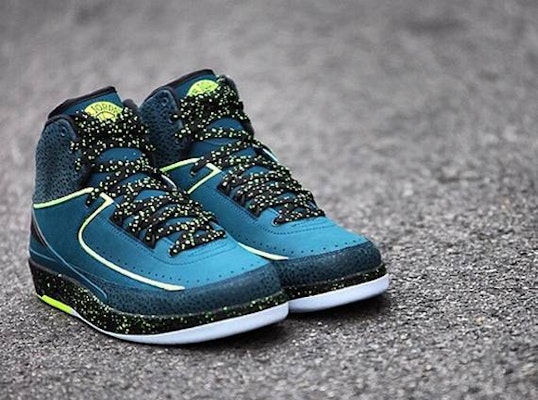 Air Jordan 2 Retro 'Nightshade' 385475-303 Sizing Air Jordan 2 Retro 'Nightshade' 385475-303