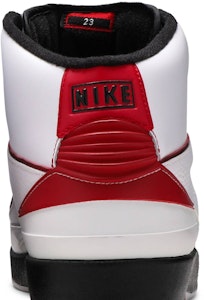 Air Jordan 2 复刻版“大学红” 2010款 395709-101 Sizing Air Jordan 2 复刻版“大学红” 2010款 395709-101