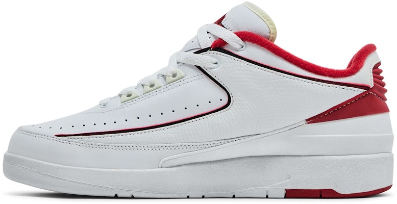 Air Jordan 2 Retro Low 'White Varsity Red' 309837-101 Lookbook Air Jordan 2 Retro Low 'White Varsity Red' 309837-101