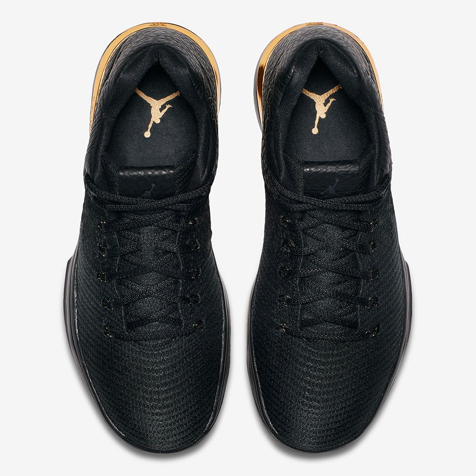 Shop Air Jordan 31 Low 'Hitam' 897564-023
