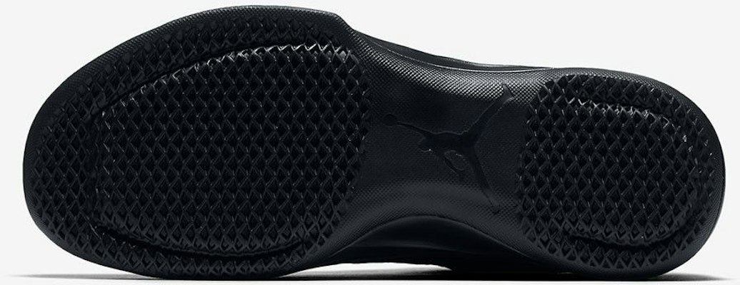 Air Jordan 31 Low 'Hitam' 897564-023 Sizing Air Jordan 31 Low 'Hitam' 897564-023