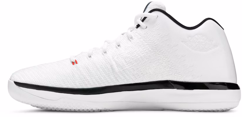 Air Jordan 31 Low 'Bulls' 897564-101 Lookbook Air Jordan 31 Low 'Bulls' 897564-101