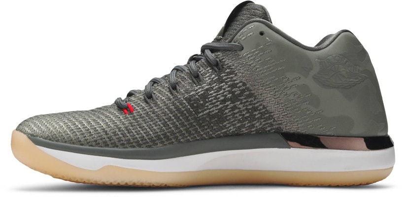 Air Jordan 31 Low 'Camo' 897564-051 Lookbook Air Jordan 31 Low 'Camo' 897564-051