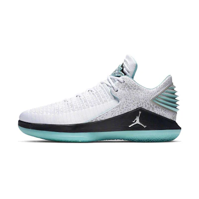 Jordan 32 Low 'Guo Ailun' PE