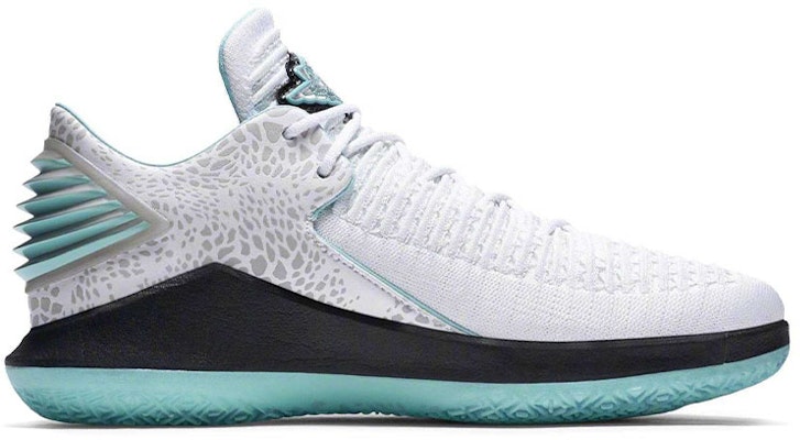 Air Jordan 32 Low 'Guo Ailun' PE AH3347-101 Order Air Jordan 32 Low 'Guo Ailun' PE AH3347-101