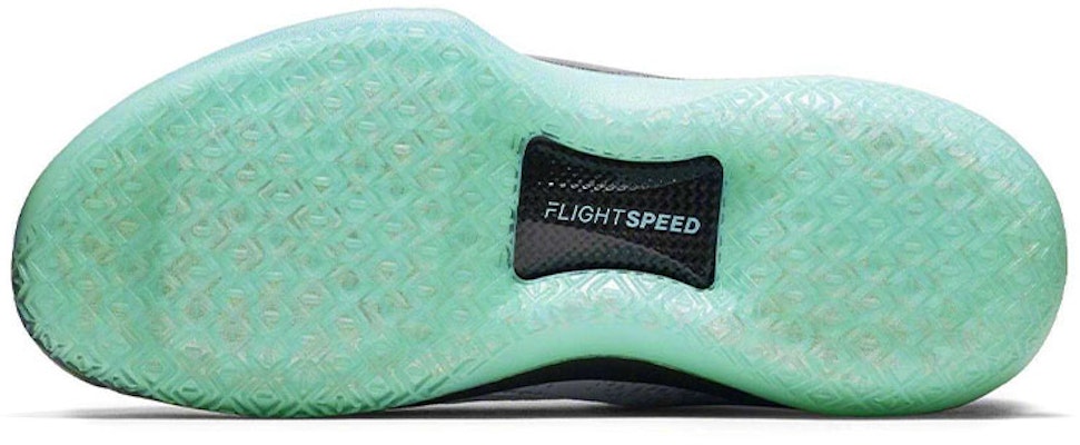 Air Jordan 32 Low '郭艾伦' PE AH3347-101 Details for Air Jordan 32 Low '郭艾伦' PE AH3347-101