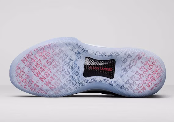 Air Jordan 32 Low 'Win Like 96' AA1256-603 Details for Air Jordan 32 Low 'Win Like 96' AA1256-603