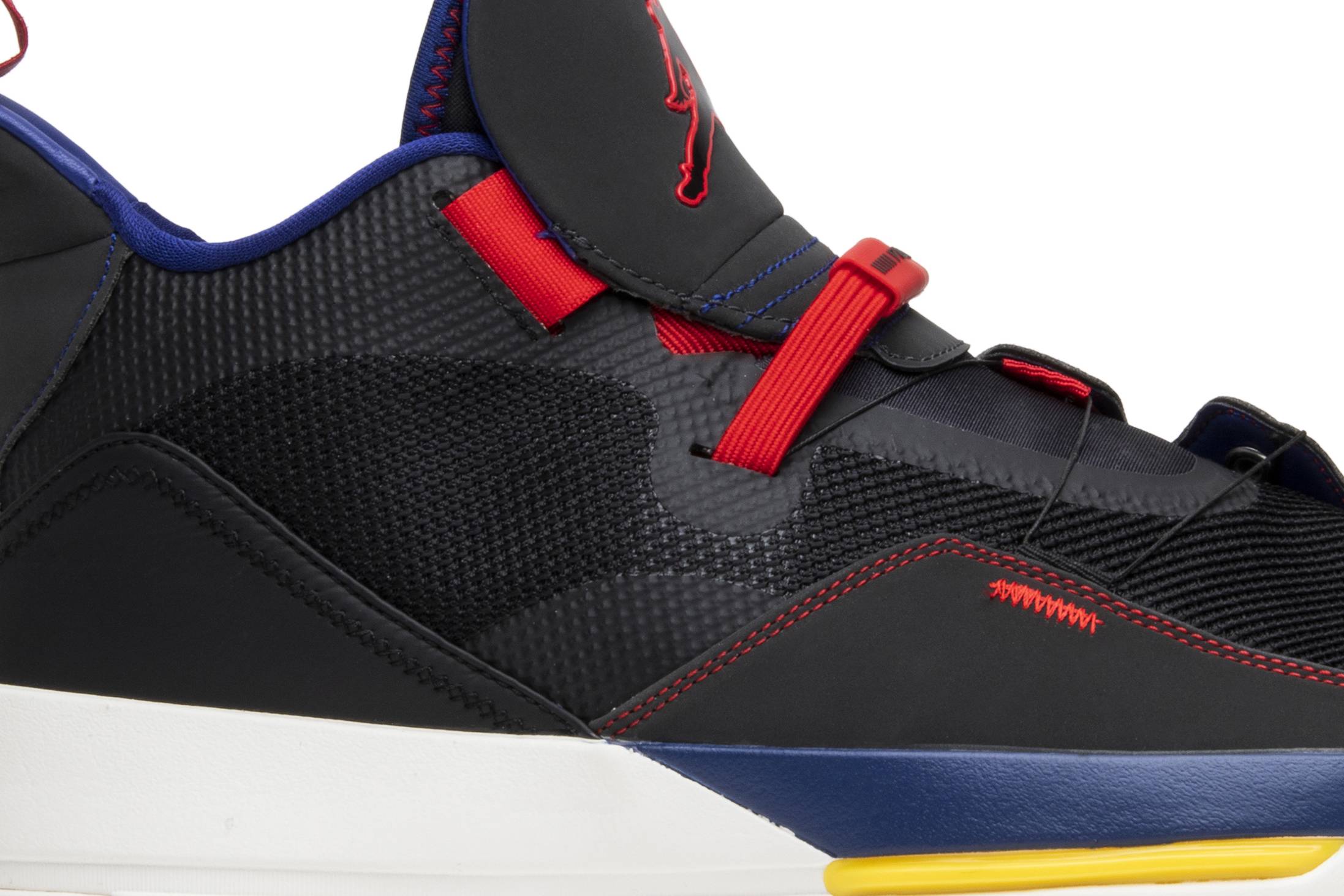 Order Kasut Air Jordan 33 'Tech Pack' BV5072-001 untuk Koleksi Anda