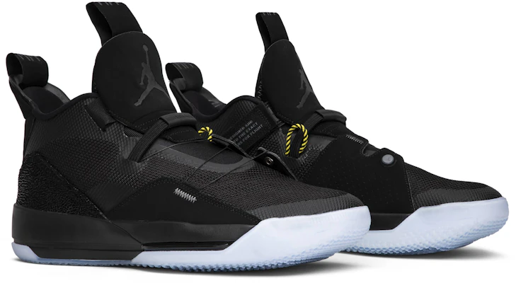 Jordan hot sale blackout 33