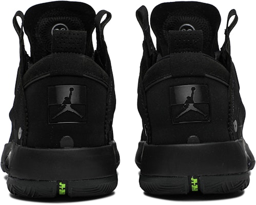 Air Jordan 34 'Black Cat' AR3240-003 Details for Air Jordan 34 'Black Cat' AR3240-003