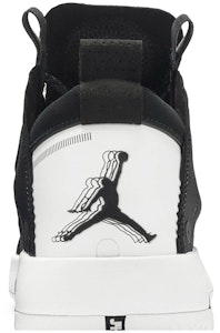 Air Jordan 34「Eclipse」AR3240-001 Sizing Air Jordan 34「Eclipse」AR3240-001