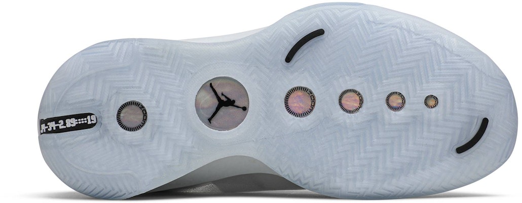 Air Jordan 34 'White Metallic Silver' AR3240-101/BQ3381-101 Shop Air Jordan 34 'White Metallic Silver' AR3240-101/BQ3381-101