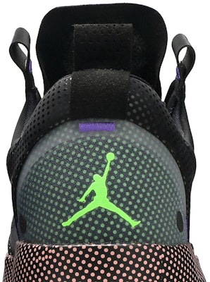 Air Jordan 34 Low 'Black Vapor Green Bleached Coral' CZ7750-003 Sizing Air Jordan 34 Low 'Black Vapor Green Bleached Coral' CZ7750-003