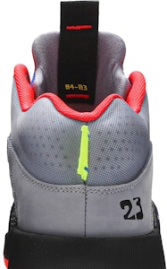Air Jordan 35 'Pusat Graviti' DC1492-001 Sizing Air Jordan 35 'Pusat Graviti' DC1492-001