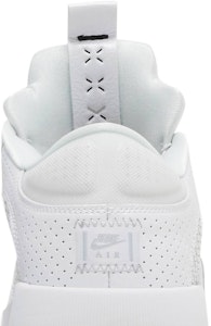 Air Jordan 35 Low '白色金屬銀' CW2460-100 Sizing Air Jordan 35 Low '白色金屬銀' CW2460-100