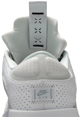 Air Jordan 35 Low PF 'White Metallic Silver' CW2459-100 Sizing Air Jordan 35 Low PF 'White Metallic Silver' CW2459-100