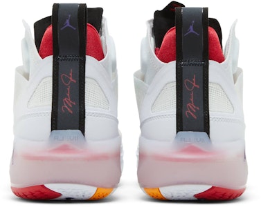 Air Jordan 37 'Hare' Zapatillas Retro Basketball DD6958-160 Details for Air Jordan 37 'Hare' Zapatillas Retro Basketball DD6958-160