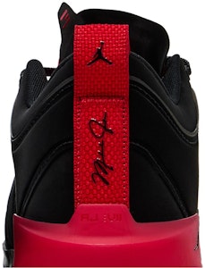 エアジョーダン37 ロー "ブレッド" DQ4122-007 Sizing エアジョーダン37 ロー "ブレッド" DQ4122-007