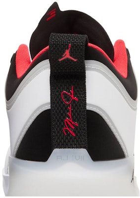 Air Jordan 37 Low PF 'Siren Red' DQ4123-100 Sizing Air Jordan 37 Low PF 'Siren Red' DQ4123-100