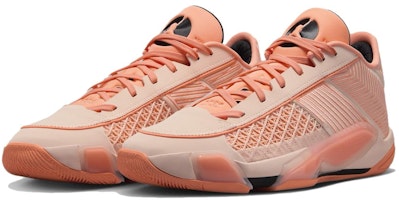 에어 조던 38 로우 PF '크림슨 틴트' FD2325-800 Lookbook 에어 조던 38 로우 PF '크림슨 틴트' FD2325-800