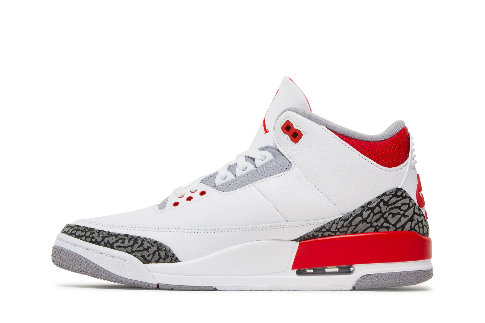Shop Air Jordan 3 OG 'Fire Red' 2022 Zapatos Retro Rojos DN3707-160