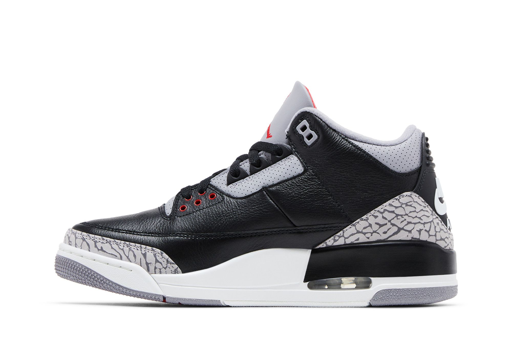 Shop Air Jordan 3 复刻 '黑水泥' 重新设计版 DN3707-010