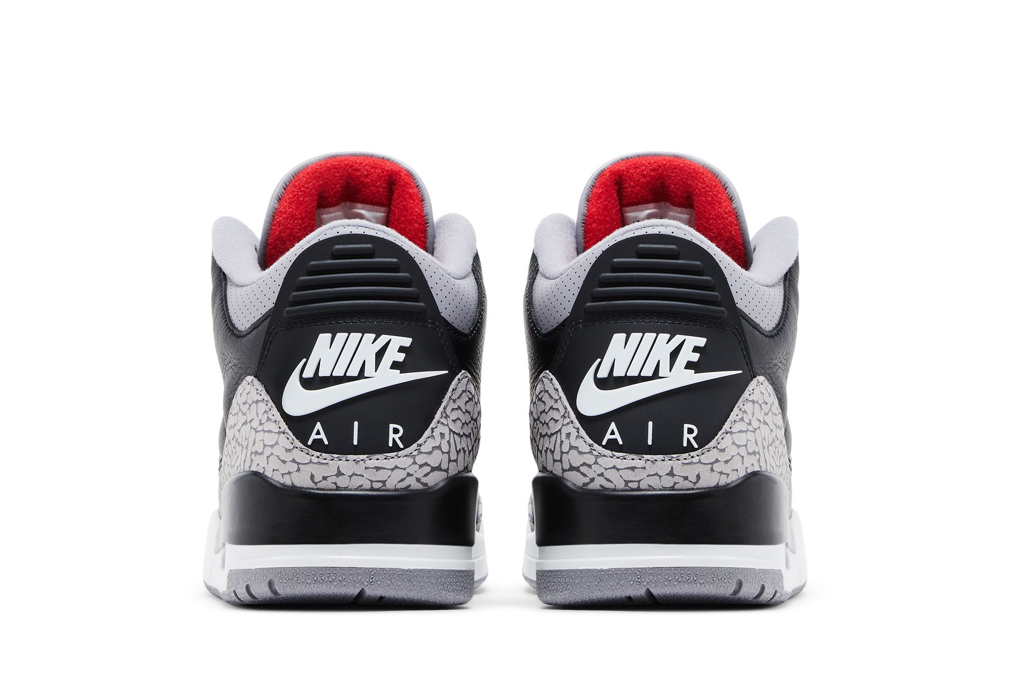 Sizing Air Jordan 3 复刻 '黑水泥' 重新设计版 DN3707-010