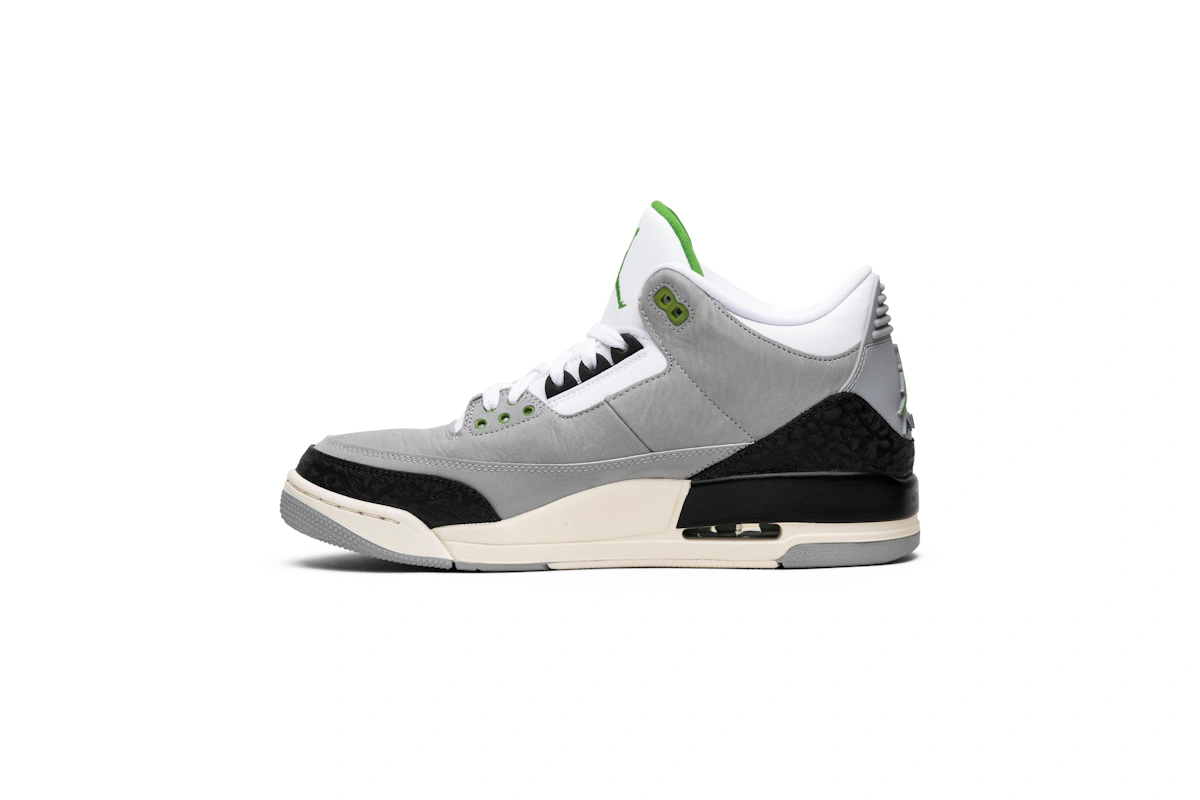 Air Jordan 3 Retro 'Chlorophyll' 136064-006
