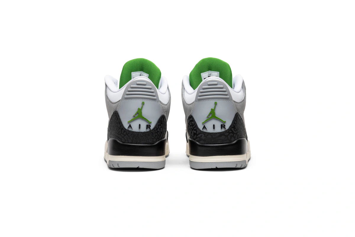 Air Jordan 3 Retro 'Chlorophyll' 136064-006