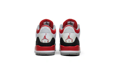 Air Jordan 3 Retro 'Fire Red' 2013 136064-120