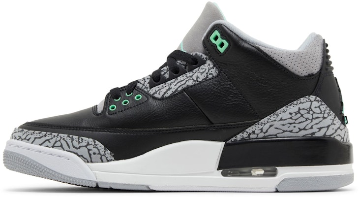 Air Jordan 3 Retro 'Green Glow' CT8532-031 Lookbook Air Jordan 3 Retro 'Green Glow' CT8532-031
