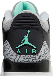 Air Jordan 3 復刻版 '綠光' CT8532-031 Sizing Air Jordan 3 復刻版 '綠光' CT8532-031
