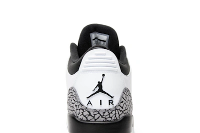 Air Jordan 3 Retro 'Infrared 23' 136064-123