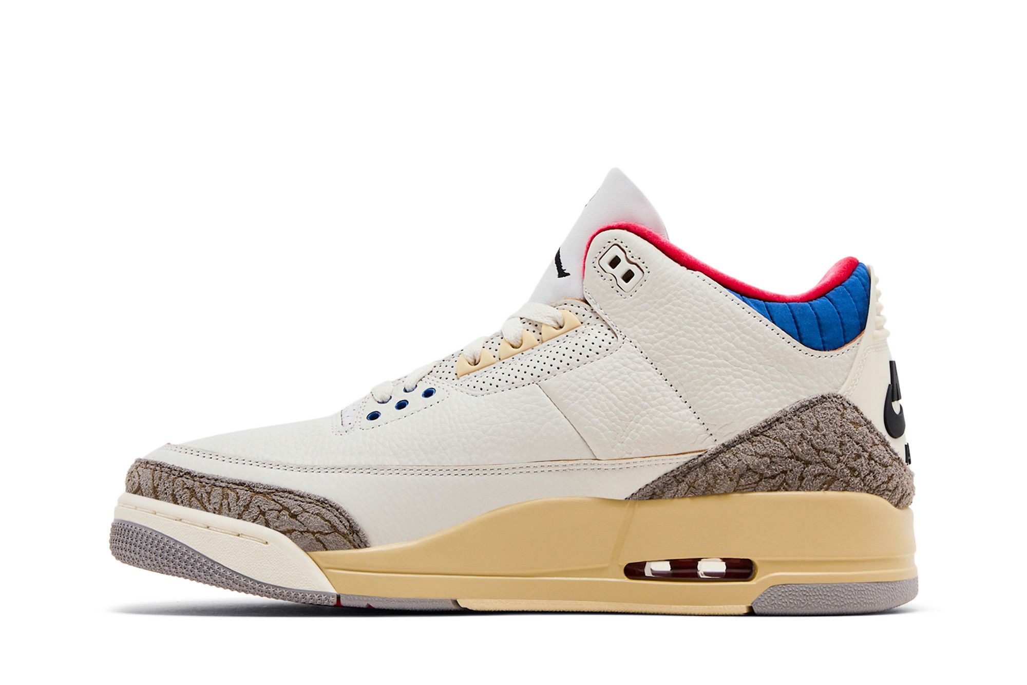 Shop Air Jordan 3 Retro 'Seúl 2.0' IB1482-100