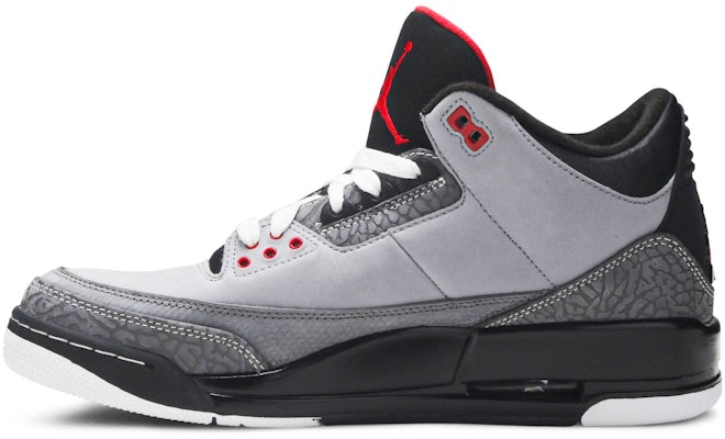 Air Jordan 3 Retro 'Stealth' Lelaki dan Wanita Sneakers 136064-003 Lookbook Air Jordan 3 Retro 'Stealth' Lelaki dan Wanita Sneakers 136064-003