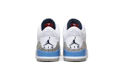 Air Jordan 3 Retro 'UNC'