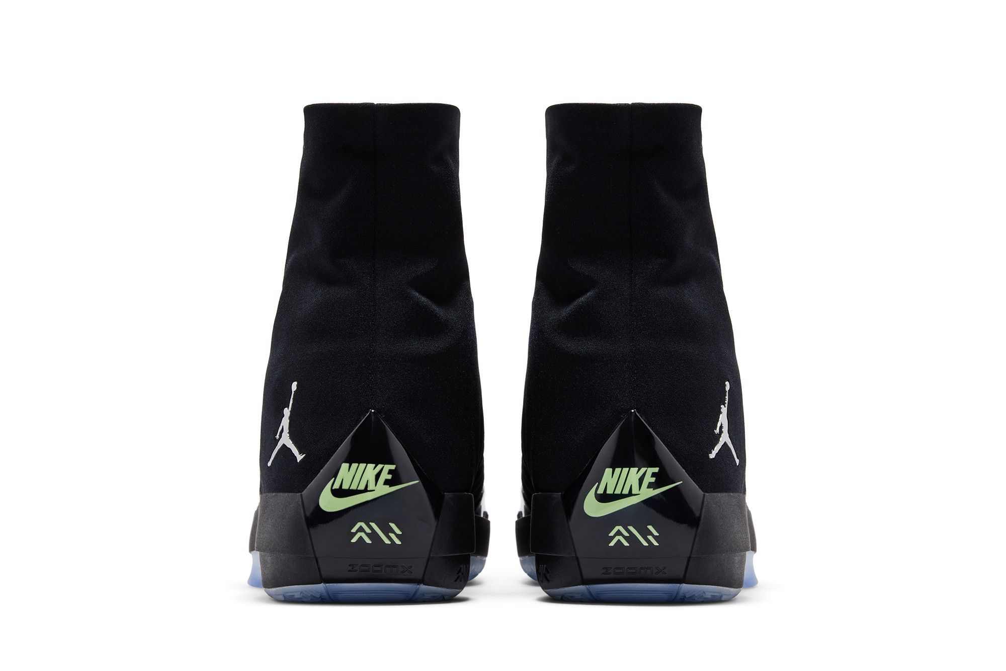 Sizing Air Jordan 4028 ''Hitam Volt'' IR2084-001