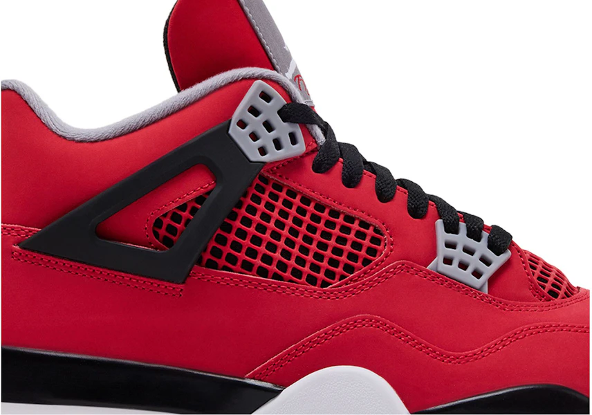 Air Jordan 4 Retro 2026 'Toro Bravo' FQ8138-600 Lookbook Air Jordan 4 Retro 2026 'Toro Bravo' FQ8138-600