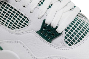 Air Jordan 4 Retro 'Verde Oxidado' FQ8138-103 3