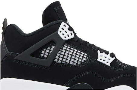 Lookbook Air Jordan 4 Retro 'White Thunder' FQ8138-001