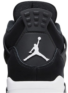 Air Jordan 4 Retro 'Petir Putih' FQ8138-001 Sizing Air Jordan 4 Retro 'Petir Putih' FQ8138-001