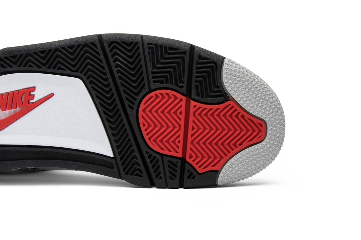 Air Jordan 4 Retro OG 'White Cement' 2016 840606-192