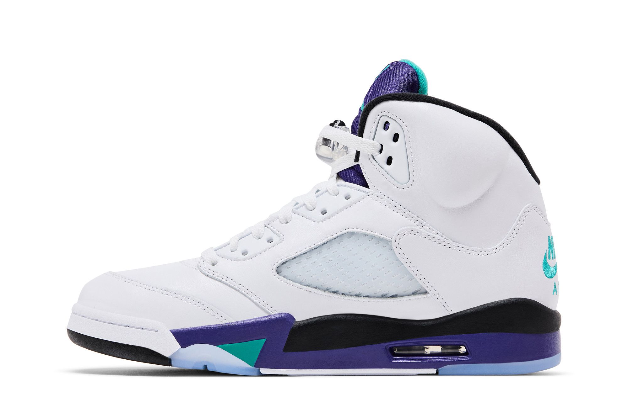 Shop Air Jordan 5 復刻版 2025 '葡萄' HQ7978-100