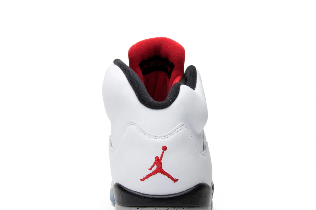 Air Jordan 5 Retro 'White Cement' 136027-104
